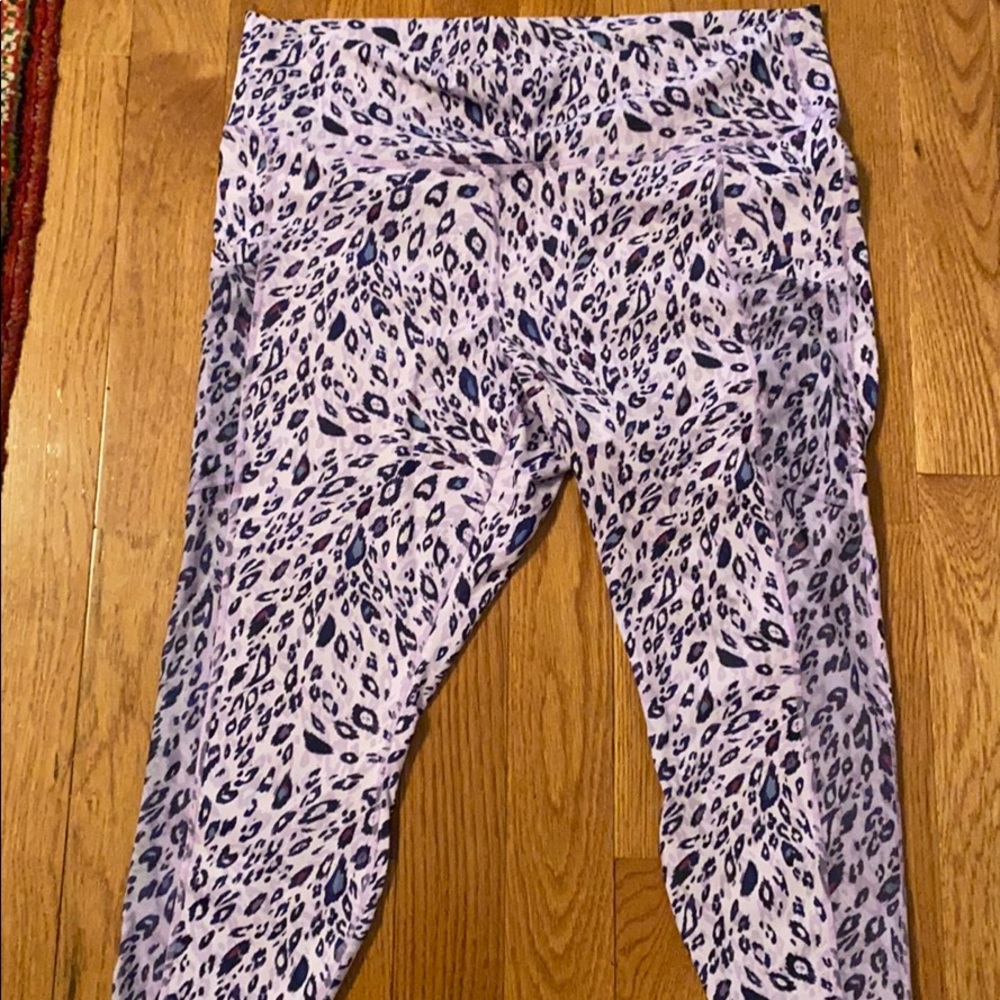 Fabletics Set - Picture 2 of 7